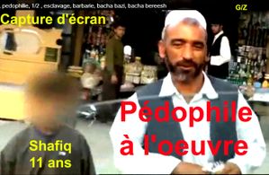 --Jouer---avec-les-jeunes-Garcons--Bacha-Bazi.jpg