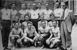 RSG groupe de gymnastes en 1943
