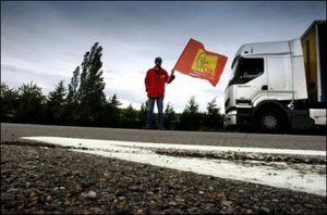 6107_un-chauffeur-routier-de-l-entreprise-de-transport-norb.jpg