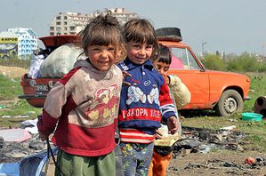 France-Roubaix-Roms-Enfants-1.jpg