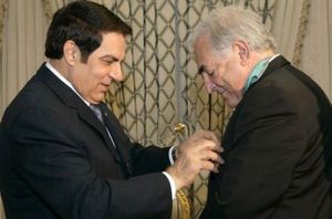BenAliRecompense-D.Strauss-Kahn.jpg