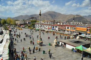 Lhasa place marche barkhor