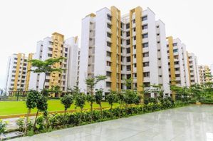 1383992830 564717904 3-1-BHK-flats-in-Lodha-The-Rise-for-sa