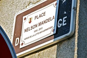 PLAQUE-N-MANDELA2.jpg