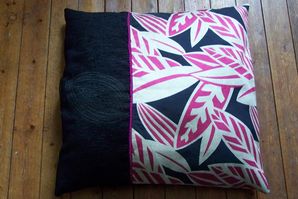 coussin feuilles rose