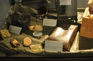 Musee-expo-armes-et-babages-ENSOA-N4285.JPG
