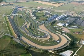 magny-courts.jpg