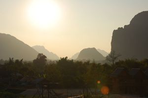 Coucher de soleil sur Vang Vieng