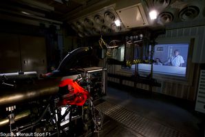 Renault-Sport-F1---banc-moteur-RS27.jpg
