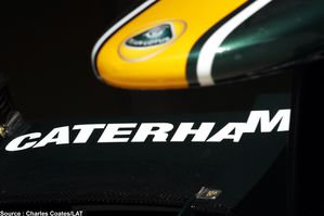 Team-Lotus---Caterham-copie-1.jpg