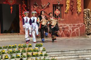 Yunnan-Costumes-Yi 2900