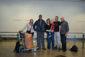 La-famille-a-l-aeroport-de-Madrid.jpg