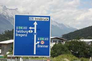 Innsbruck-----1--border.jpg