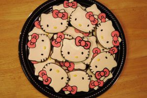 adorable-cookies-cute-girly-hello-kitty-Favim_com-106776_la.jpg