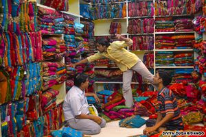 sari-shop-3.jpg