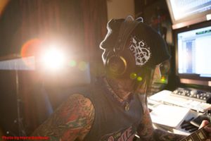 274166Dj2012.jpg