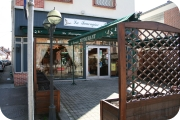 terasse_du_restaurant_la_sauvagine-1--copie-1.png