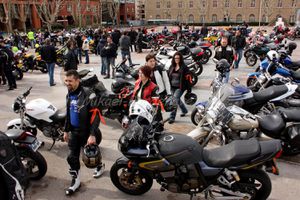 Rassemblement 1000 motos pour la Journée de la Fe-copie-7