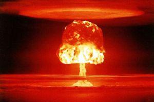 bombe--rouge-j-copie-2.jpg
