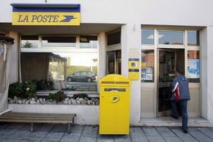 la-poste-changement-de-statut_93.jpg