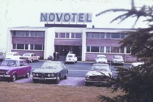 novotel-575199.jpg