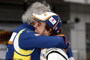 Renault---Flavio-Briatore--Fernando-Alonso.jpg