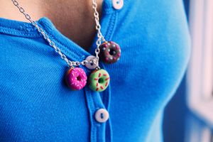 Collier Donught 08