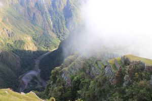 0250 Machu Picchu - Vers le Pont de l'Inca