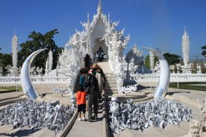 0380 Chiang Rai - Wat Rong Khun