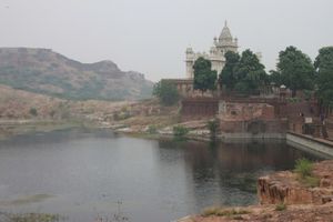 0318 Jodhpur - Bassin de Jaswant Thada