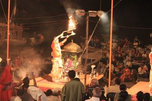 0010 Varanasi - Puja au Desaswamedh Ghat