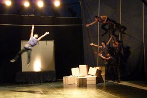 Battanbang école du cirque troupe ROUGE (31)