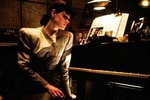 Rachel-piano.jpg