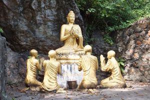 078 Luang Prabang, That Chomsi