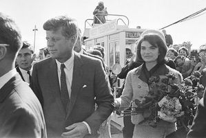  - 094a.-JFK---Jackie-In-Dallas--11-22-63-