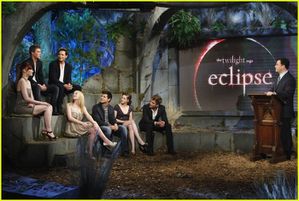 kristen-stewart-total-eclipse-of-the-heart-12.jpg