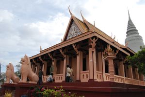 38.Vat Phnom