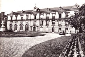 Hôtel de La Rochefoucauld (Hôtel de Ville) 16 rue de Pontoise Saint-Germain-en-Laye