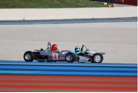 L-Verzaux-tete-a-queue-copie-1.png