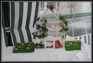 Urne mariage cage à oiseaux blanche 1 Brin 2 folie