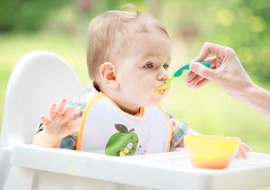 http://img.over-blog.com/300x211/1/74/42/01/Bebe/avent-robot-cuiseur-vap.jpg