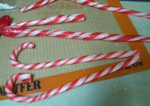 candy-canes-7.jpg