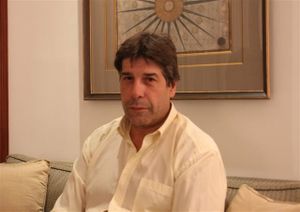 Fernando-Gambera-AEBU--Small-.jpg