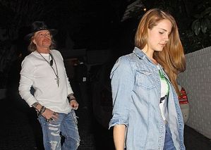 lana-del-rey-photo-4f84140373d0c.jpg