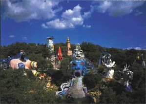 33---de-Saint-Phalle-Niki---Le-jardin-des-Tarots---1996-98.jpg