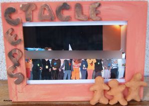 Spectacle