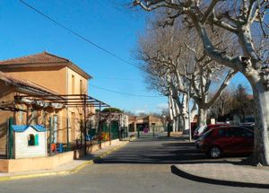 ABaujourdhui-2013-creche-restaurant-maternelleATTOIR---BAIN.jpg