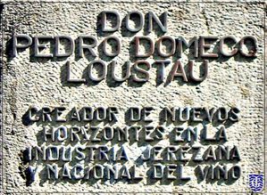 Placa a Don Pedro Domecq Lustau en Bodega Domecq Jerez
