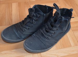 shoestrez.jpg