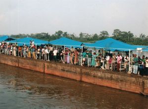 Mgr Djomo bateau Scan04